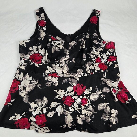 Torrid black red floral sateen peplum sleeveless top 2X - Picture 1 of 3